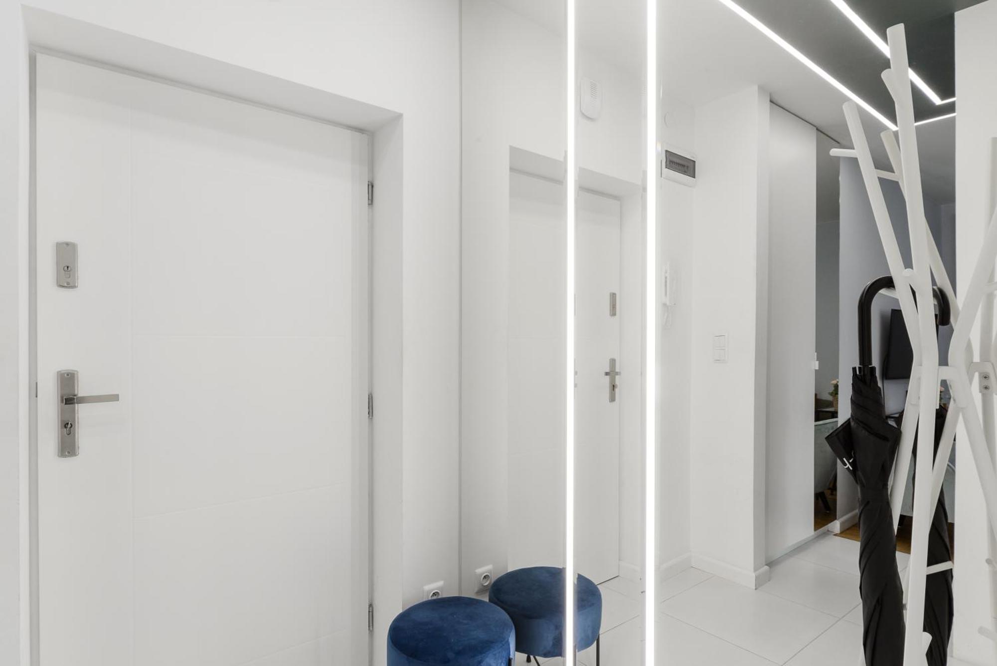 Lumina Design Studios With Beautiful View Varsóvia Exterior foto